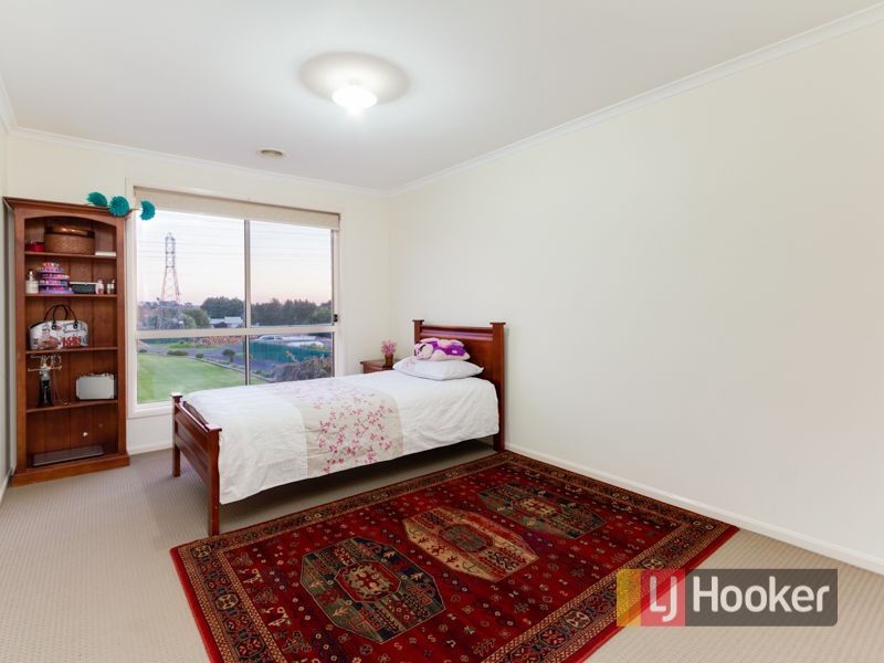 9 Grosvenor Place, Narre Warren North VIC 3804