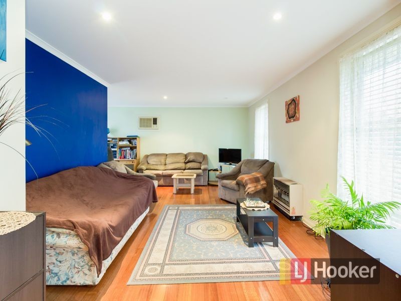 8 Highland Avenue, Hampton Park VIC 3976