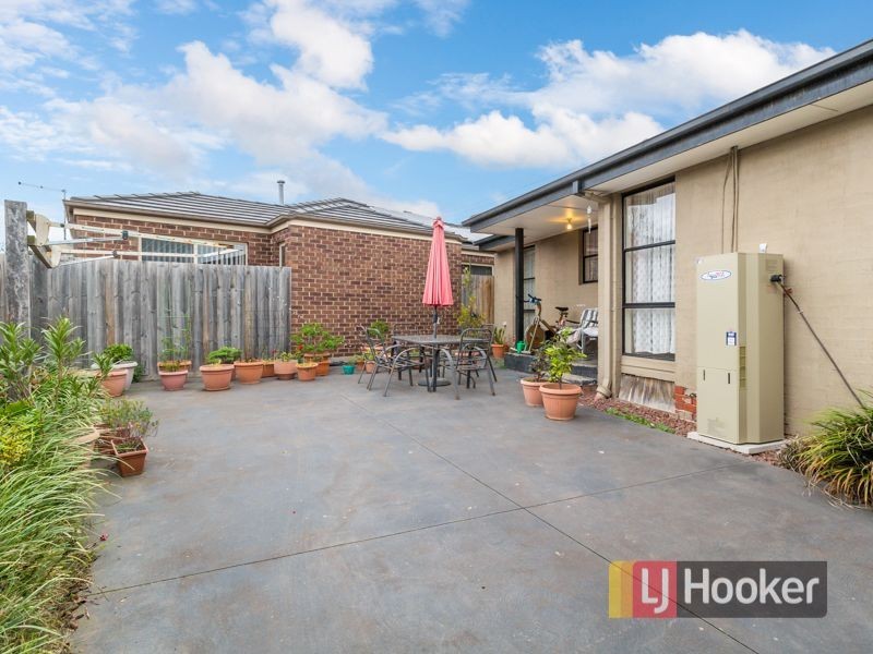 8 Highland Avenue, Hampton Park VIC 3976