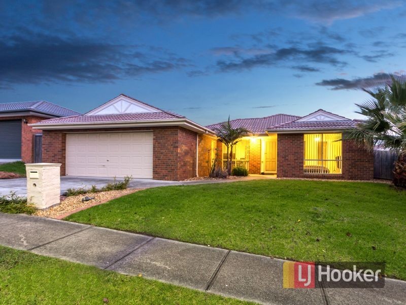 3 Tekarra Drive, Hampton Park VIC 3976