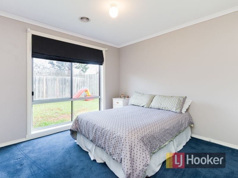 2 Isaac Court, Cranbourne West VIC 3977