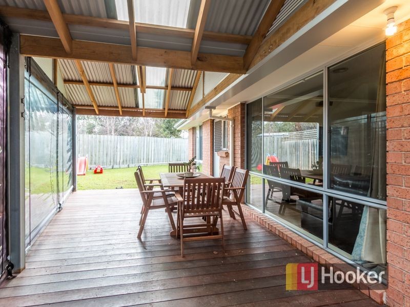 2 Isaac Court, Cranbourne West VIC 3977