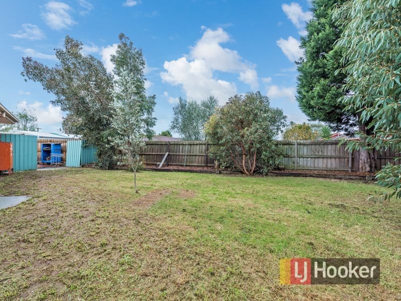 4 Riley Place, Hampton Park VIC 3976