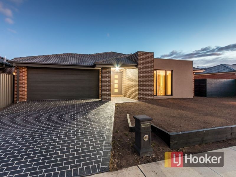 11. Damper Way, Lynbrook VIC 3975
