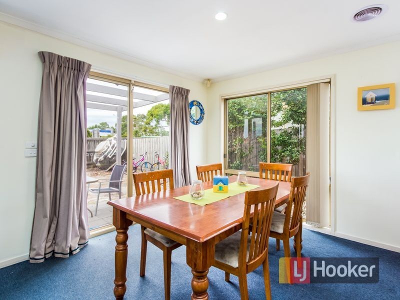 21 The Glade, Hampton Park VIC 3976