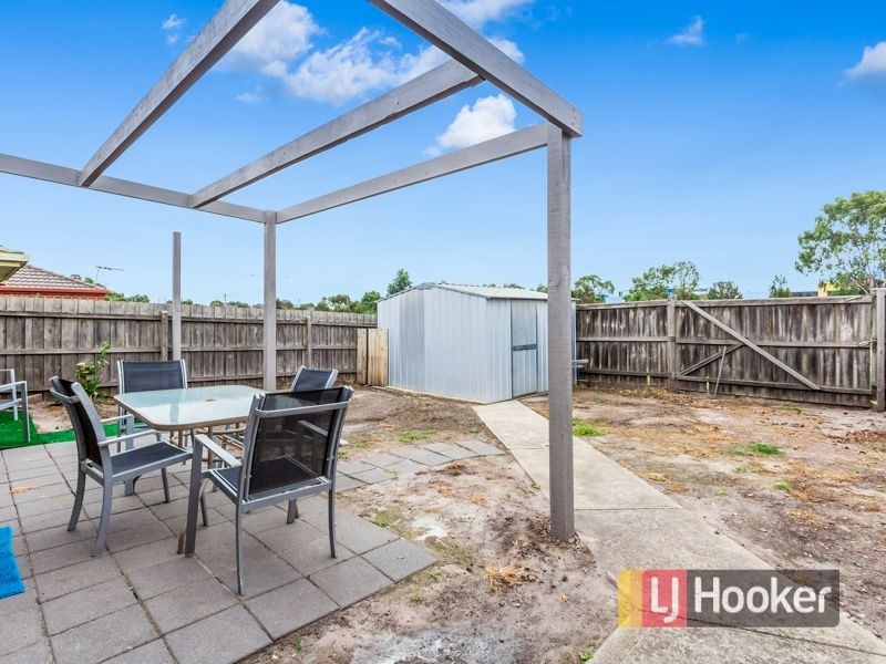 21 The Glade, Hampton Park VIC 3976