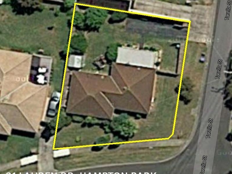 21 Lauren Drive, Hampton Park VIC 3976