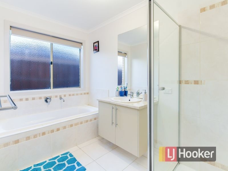 1 Pengana Way, Cranbourne West VIC 3977