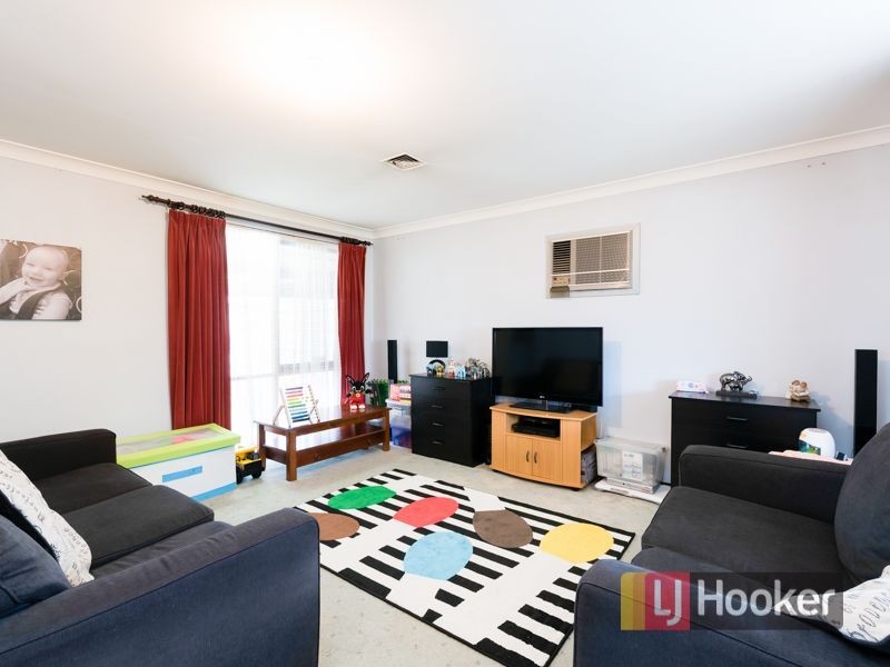 67 Springfield Crescent, Hampton Park VIC 3976