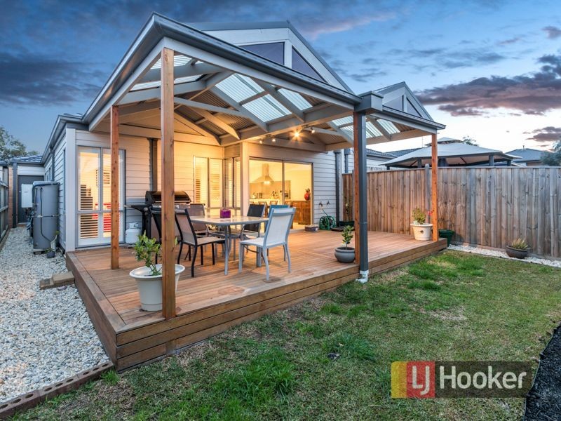 26 Pyrenees Road, Clyde VIC 3978