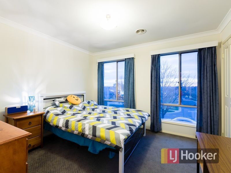 18 Ridgemont Drive, Berwick VIC 3806