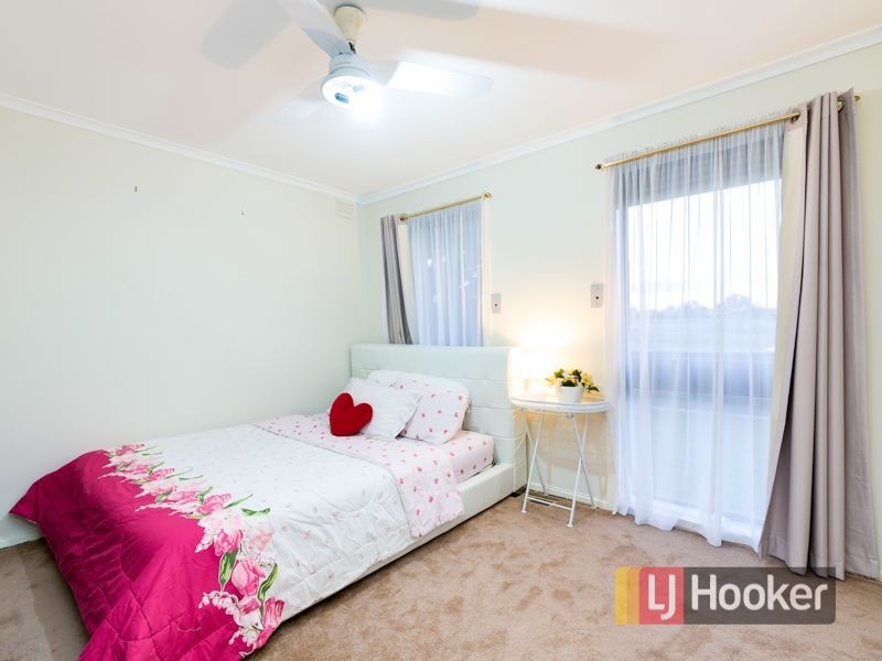 6 Pound Road, Hampton Park VIC 3976