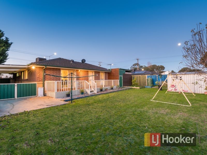 6 Pound Road, Hampton Park VIC 3976