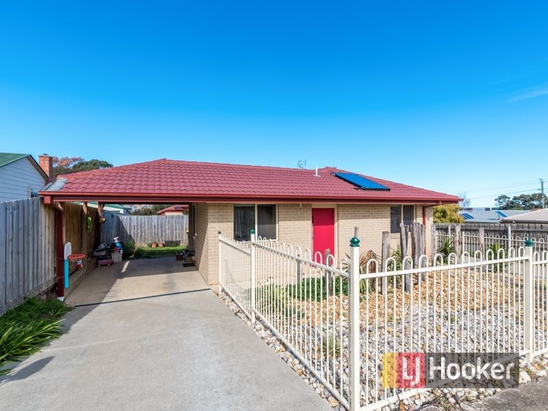 1/4 Owen Street, Leongatha VIC 3953
