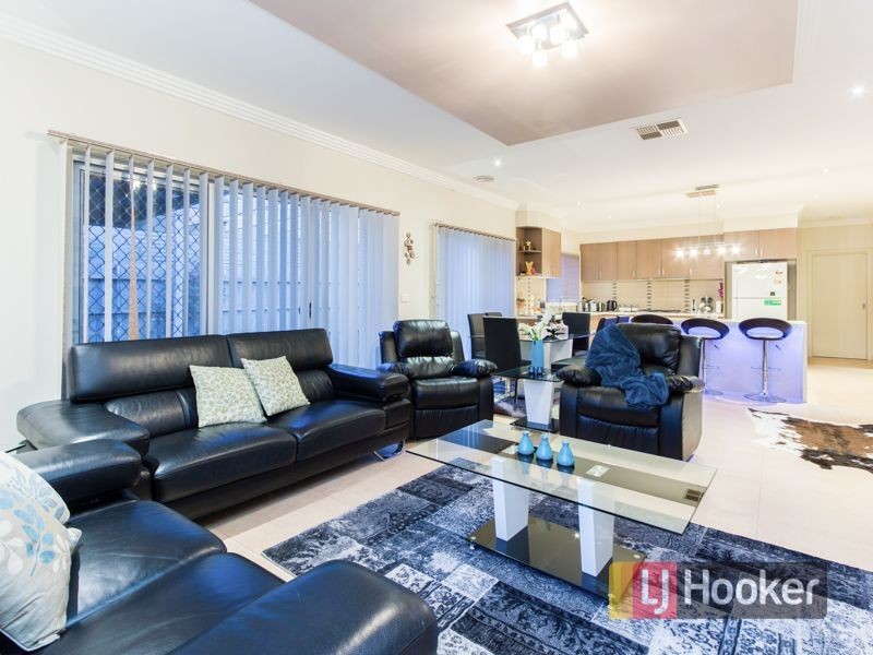 7A Delacombe Drive, Hampton Park VIC 3976