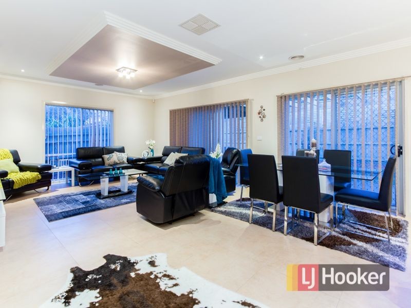 7A Delacombe Drive, Hampton Park VIC 3976