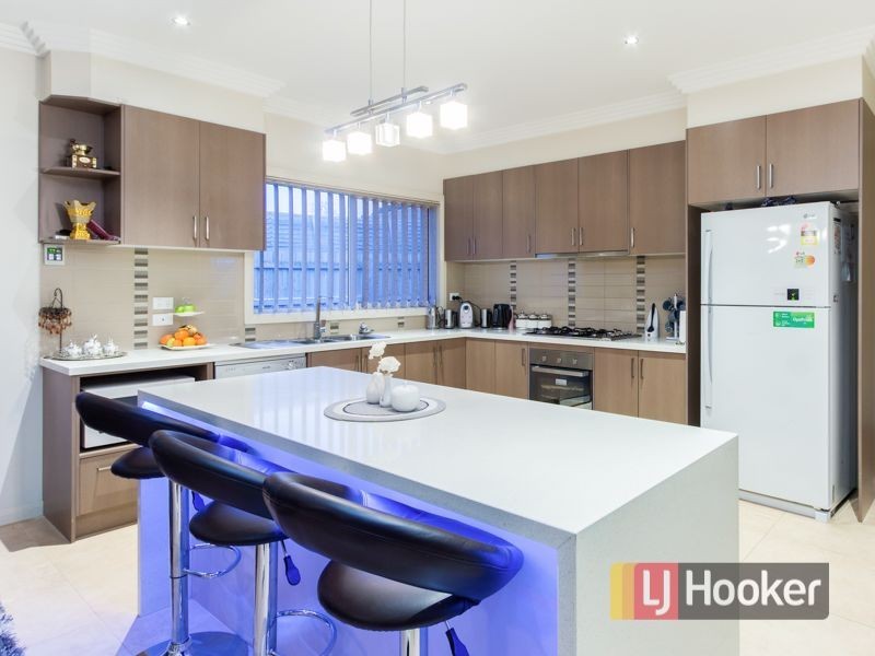 7A Delacombe Drive, Hampton Park VIC 3976