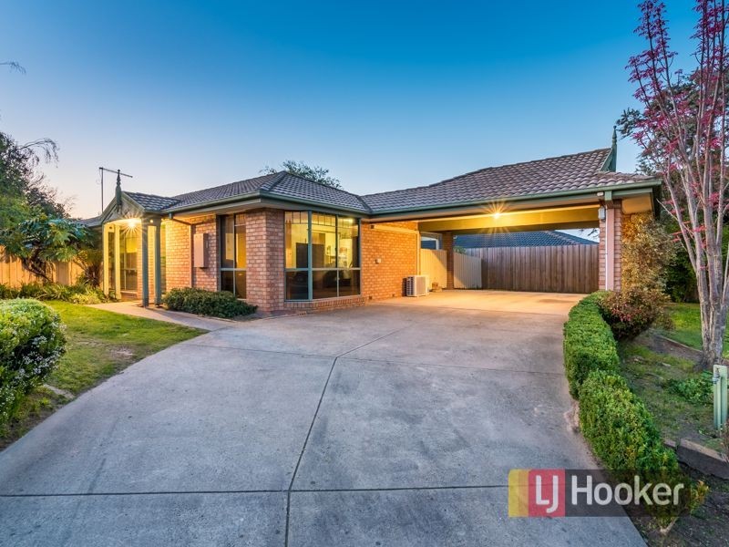 23 Strathaird Drive, Narre Warren South VIC 3805