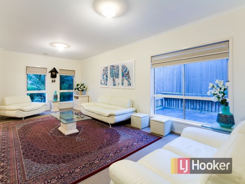 9. Grosvenor Place, Narre Warren North VIC 3804
