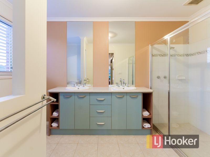9. Grosvenor Place, Narre Warren North VIC 3804