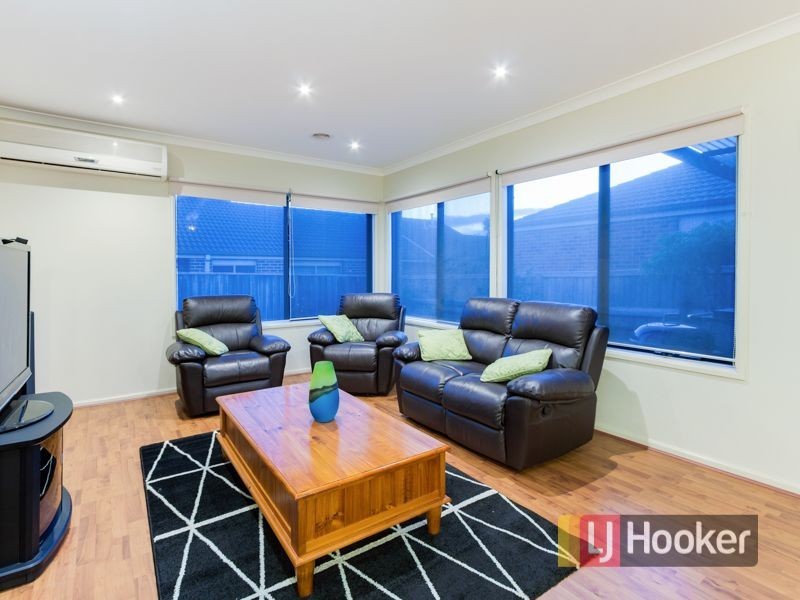 17 Montpelier Drive, Berwick VIC 3806