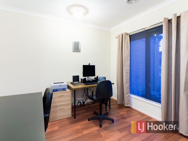 17 Montpelier Drive, Berwick VIC 3806