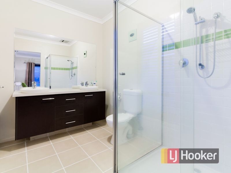 17 Montpelier Drive, Berwick VIC 3806