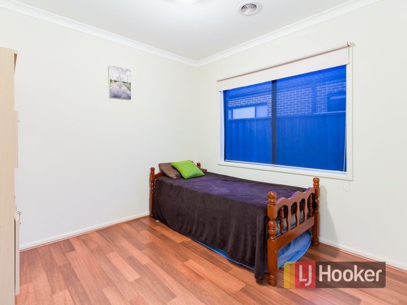 17 Montpelier Drive, Berwick VIC 3806