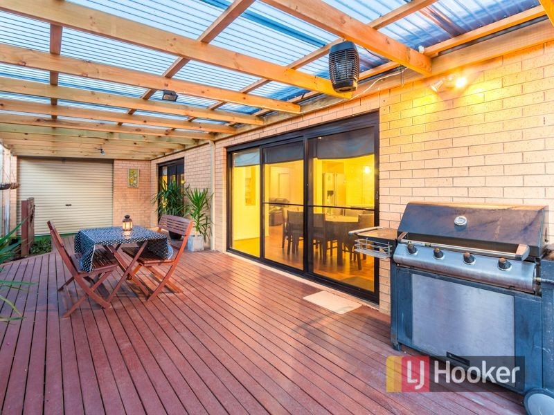 17 Montpelier Drive, Berwick VIC 3806