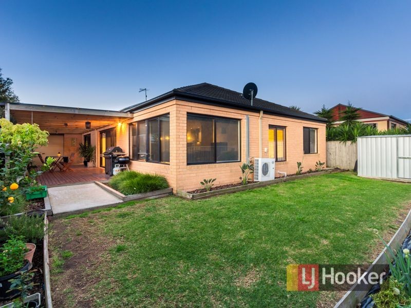 17 Montpelier Drive, Berwick VIC 3806