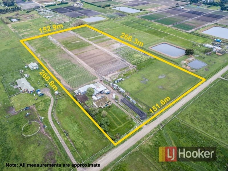 65 Derricks Road, Clyde VIC 3978