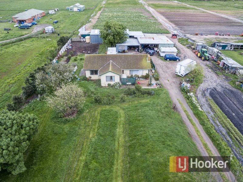 65 Derricks Road, Clyde VIC 3978