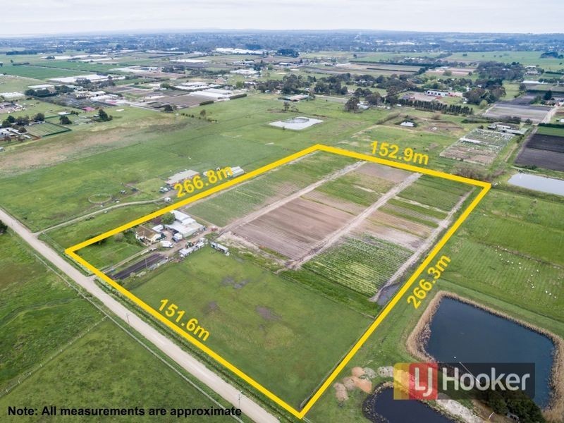 65 Derricks Road, Clyde VIC 3978