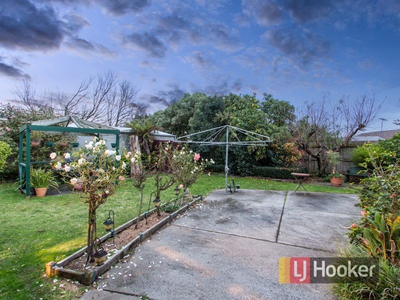 28 Highland Avenue, Hampton Park VIC 3976