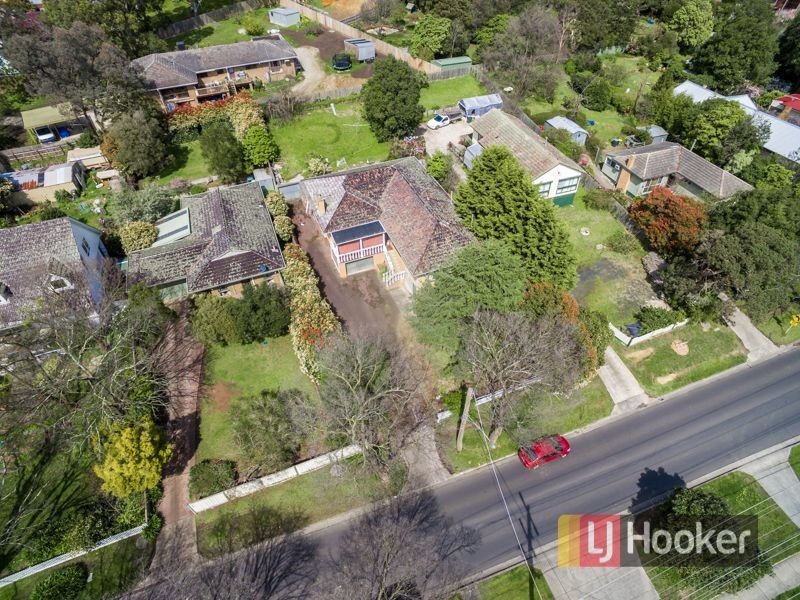 43 Blackwood Park Road, Ferntree Gully VIC 3156