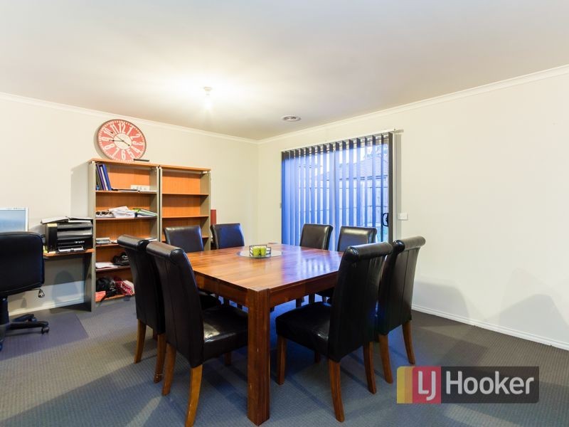 14 Elliott Parade, Lynbrook VIC 3975