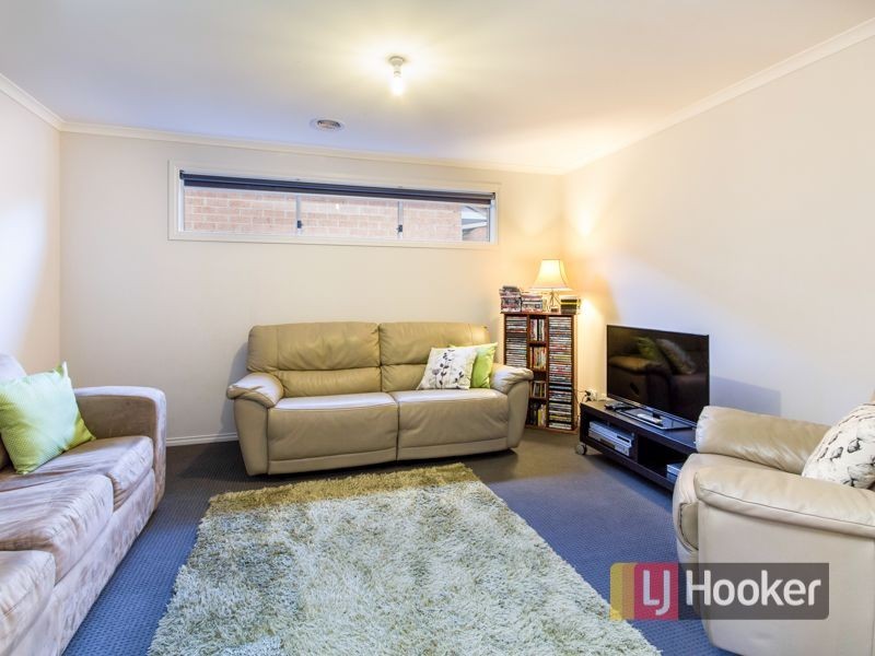 14 Elliott Parade, Lynbrook VIC 3975