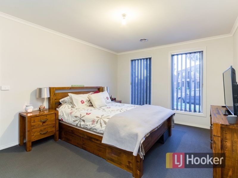 14 Elliott Parade, Lynbrook VIC 3975