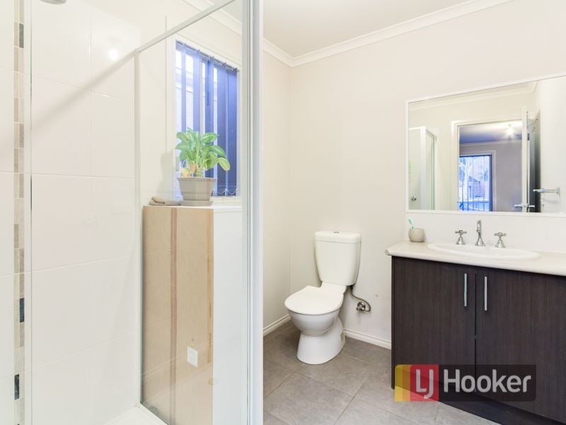 14 Elliott Parade, Lynbrook VIC 3975