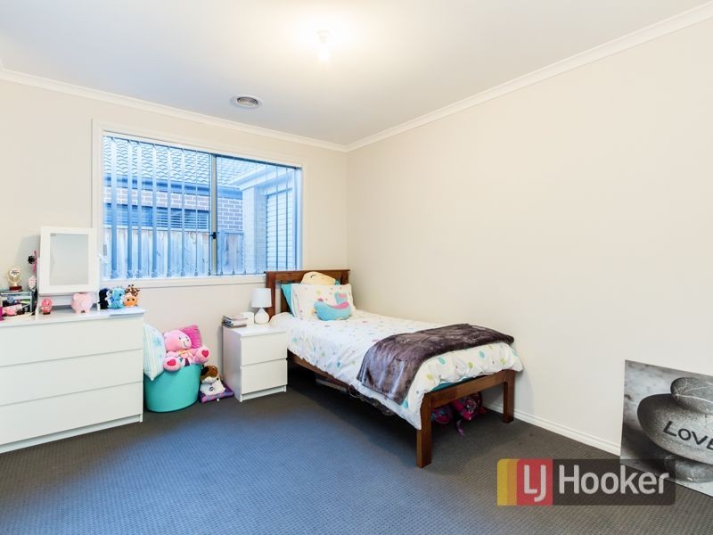 14 Elliott Parade, Lynbrook VIC 3975