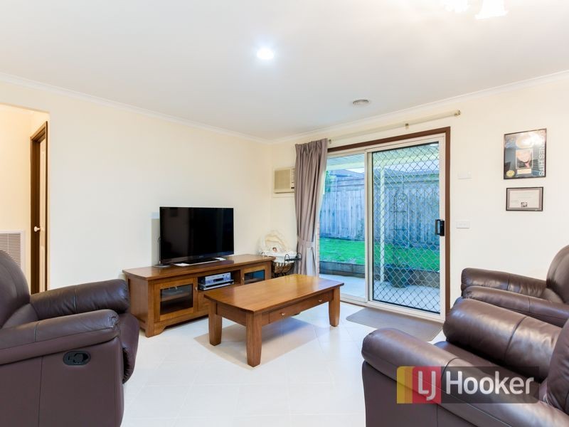 15 Sunset Place, Hampton Park VIC 3976