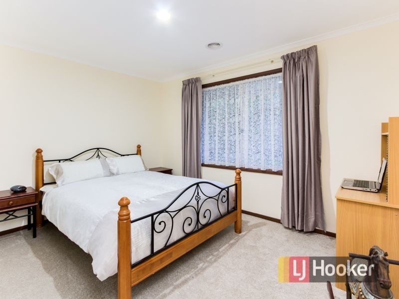 15 Sunset Place, Hampton Park VIC 3976
