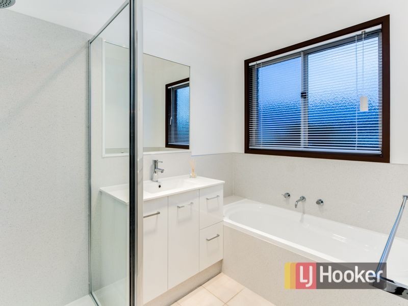 15 Sunset Place, Hampton Park VIC 3976