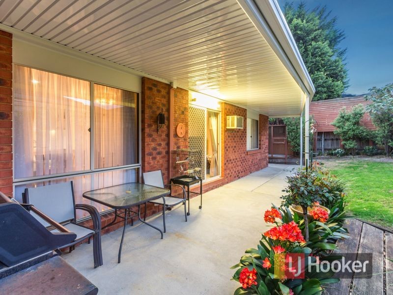 15 Sunset Place, Hampton Park VIC 3976