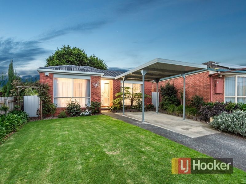 15 Sunset Place, Hampton Park VIC 3976