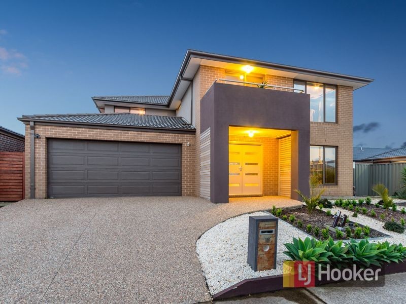 18 Ardent Crescent, Cranbourne East VIC 3977