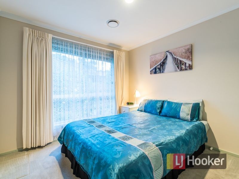 13 Adelong Court, Berwick VIC 3806