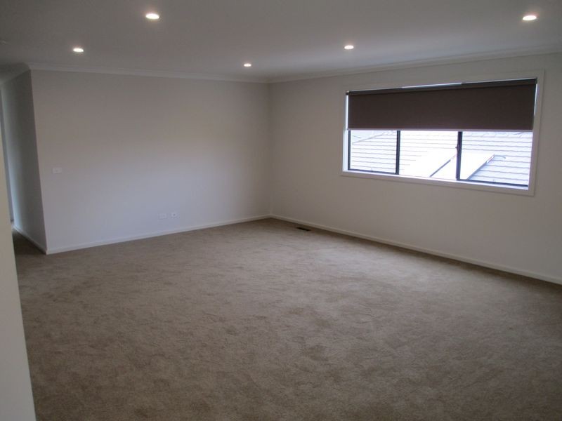 12 Buick Court, Cranbourne East VIC 3977