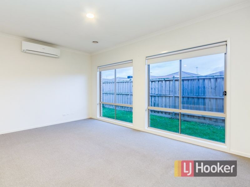 6 Cerulean Drive, Officer VIC 3809