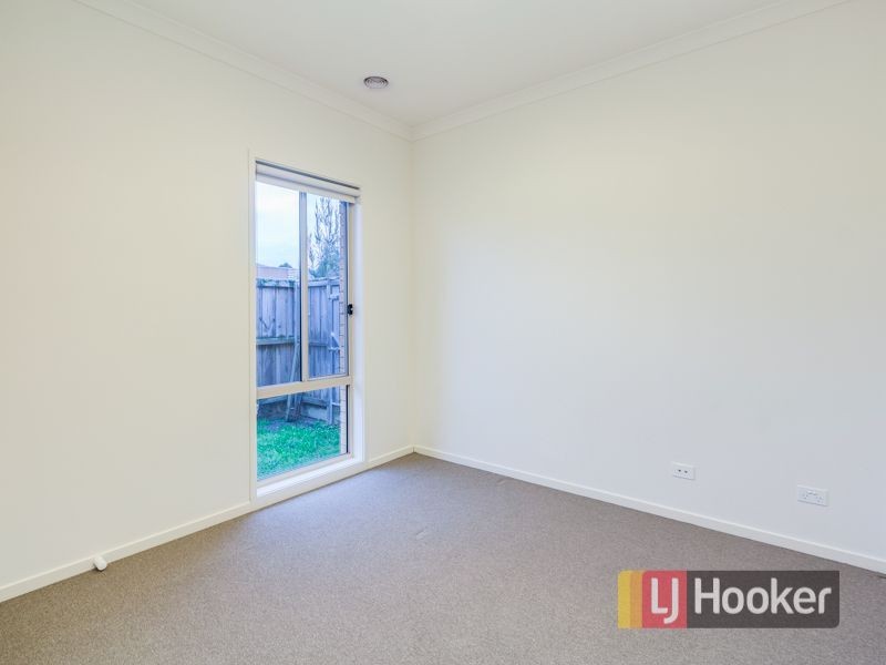 6 Cerulean Drive, Officer VIC 3809